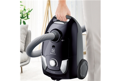 Aspirator cu sac Electrolux EEG42EB