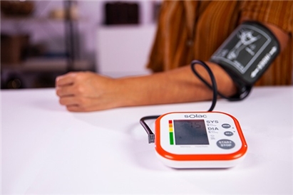 Tensiometru digital de brat Solac TE7803 Tensiotek +