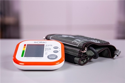 Tensiometru digital de brat Solac TE7803 Tensiotek +