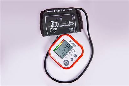 Tensiometru digital de brat Solac TE7803 Tensiotek +